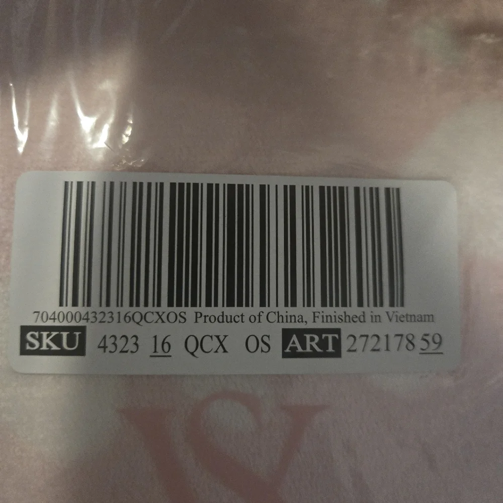 Victoria’s Secret NEW Blanket Valentine Hearts 2026 Red and Pink
